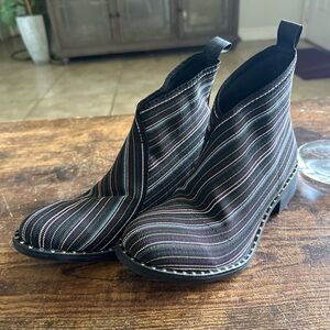 Charleston Shoe Co. Barcelona Boots Womens 7M Stripes Cowgirl Rodeo Western Boho